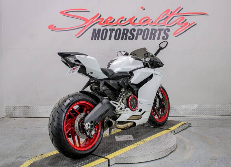 2015 Ducati 899 Panigale