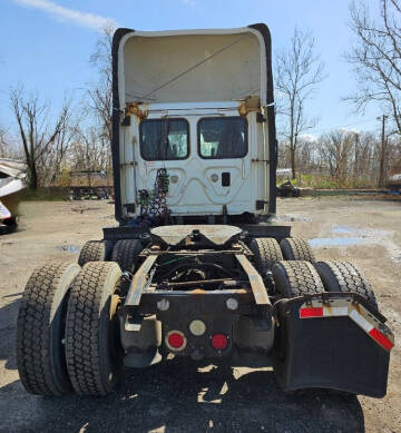 2014 Freightliner Cascadia