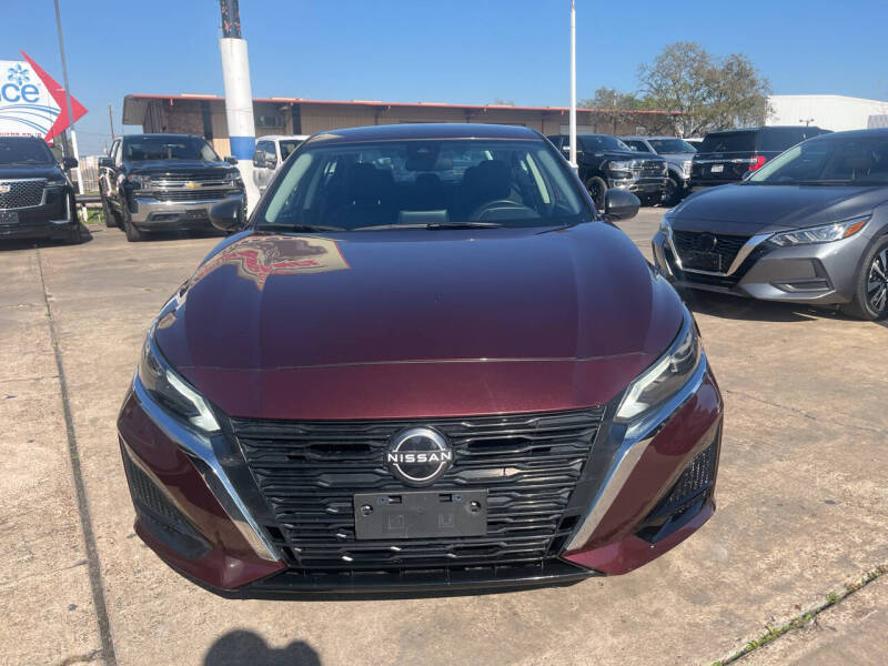 2024 Nissan Altima 2.5 SV
