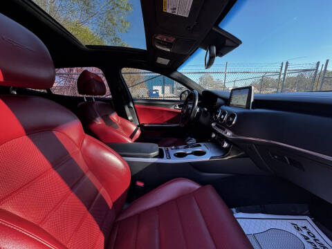 2019 Kia Stinger GT2