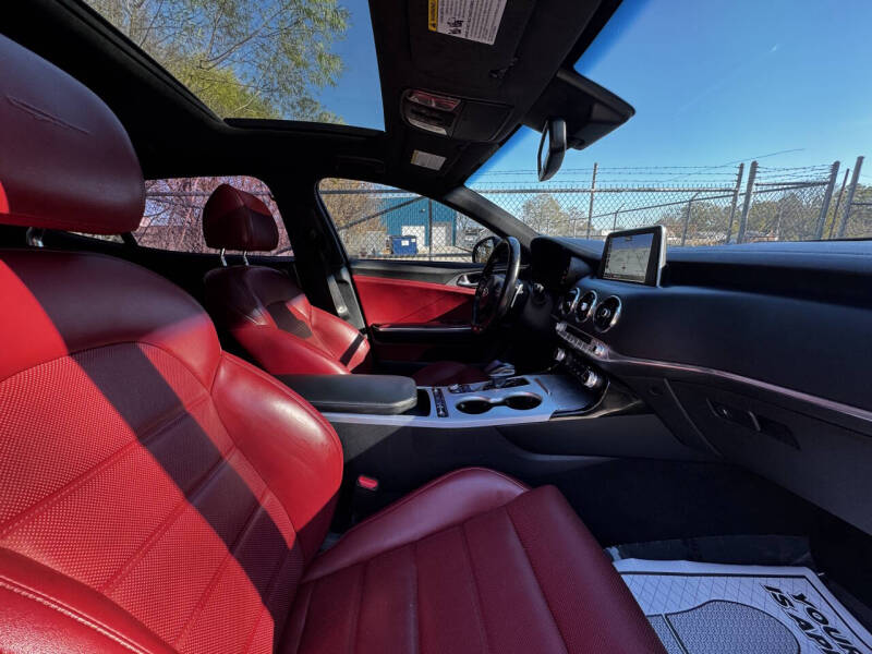 2019 Kia Stinger GT2