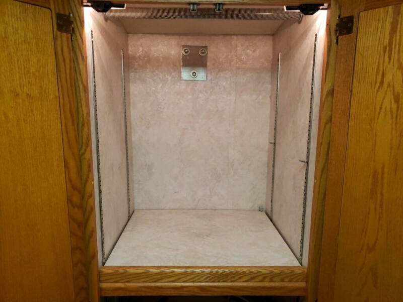 1999 Freightliner XC Chassis