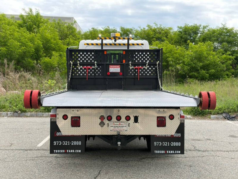 2019 Hino 268A