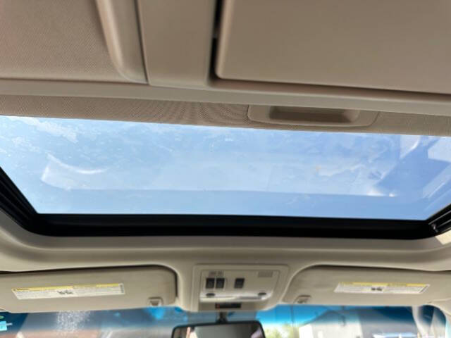 2012 GMC Yukon XL SLT