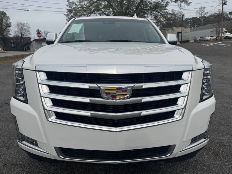 2016 Cadillac Escalade Luxury Collection