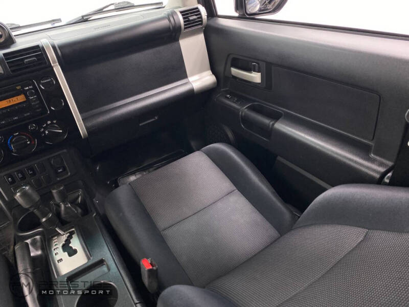 2010 Toyota FJ Cruiser