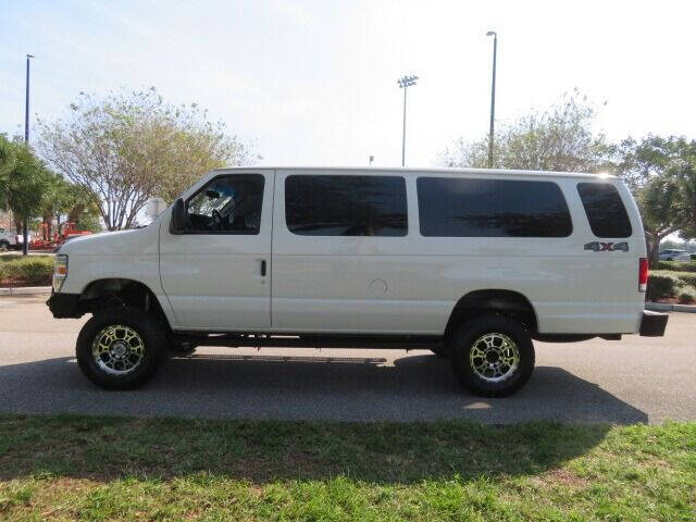 2014 Ford E-Series E-350 SD XLT
