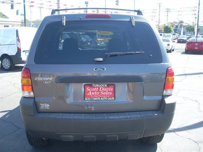 2005 Ford Escape XLT