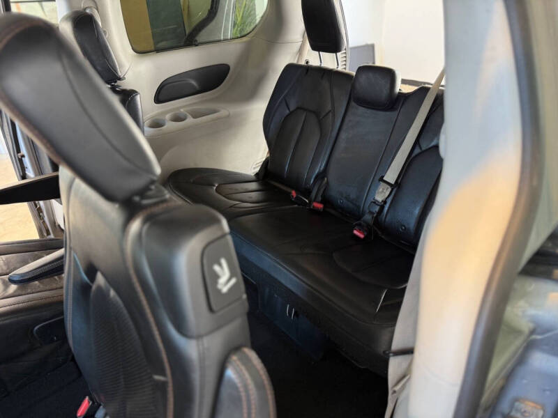 2018 Chrysler Pacifica Touring L
