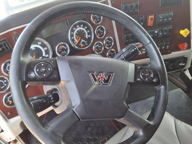 2016 Western Star 5700XE