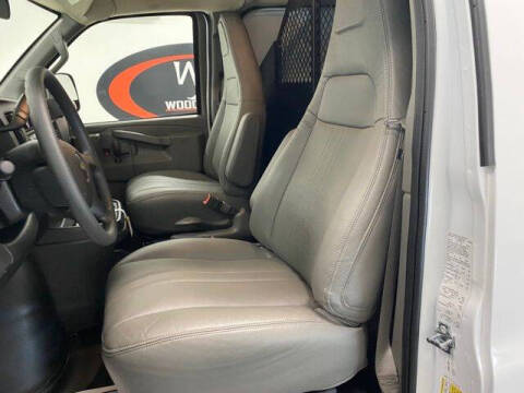 2025 Chevrolet Express 2500