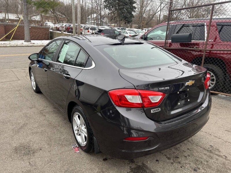 2016 Chevrolet Cruze LT Auto