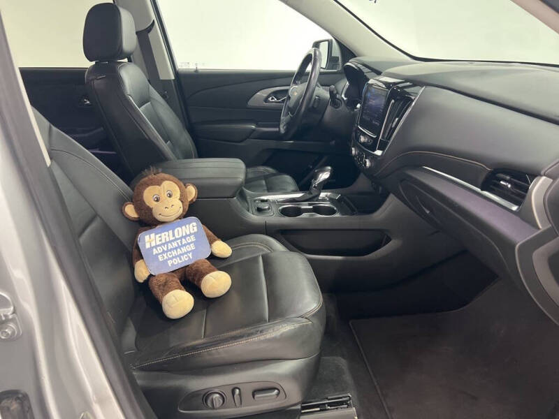 2021 Chevrolet Traverse LT Leather