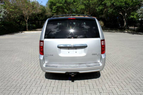 2010 Dodge Grand Caravan SXT