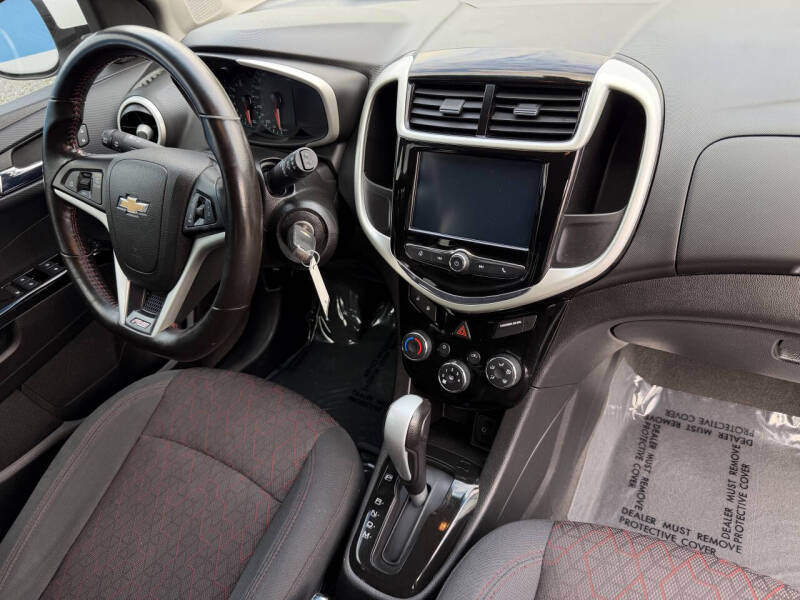 2017 Chevrolet Sonic LT Auto