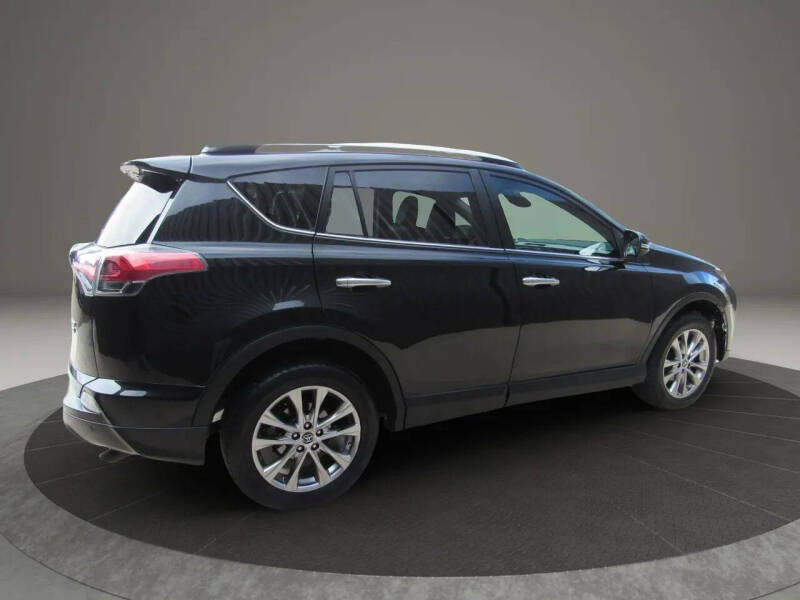 2016 Toyota RAV4 Hybrid Limited