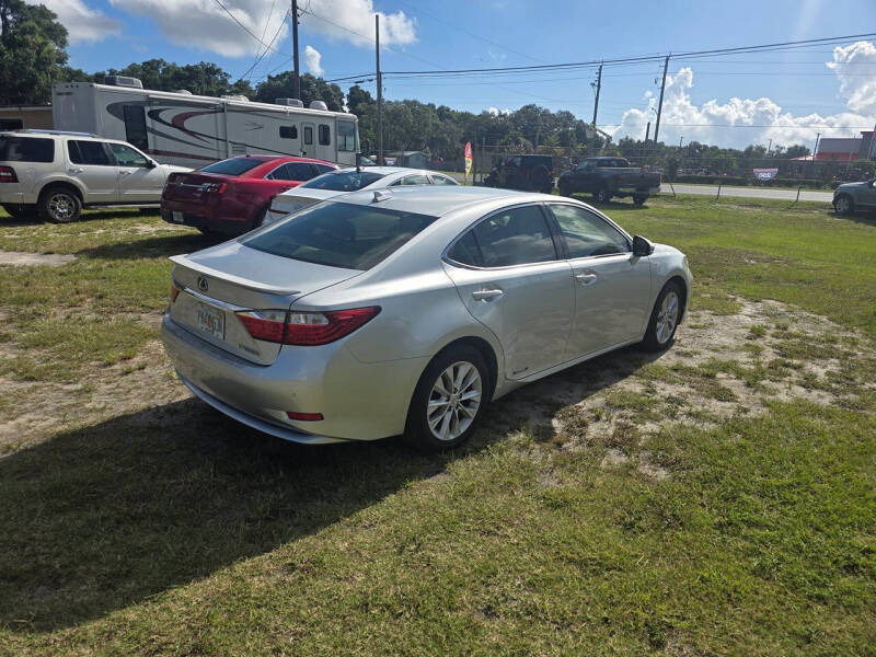 2013 Lexus ES 300h