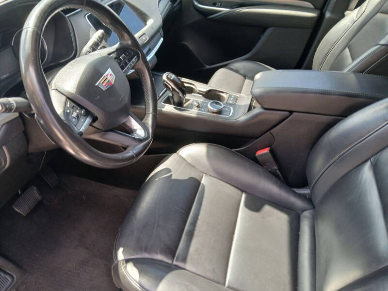 2020 Cadillac XT4 Premium Luxury