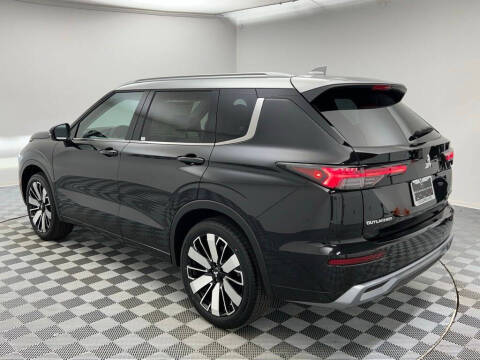 2025 Mitsubishi Outlander SEL Platinum Edition