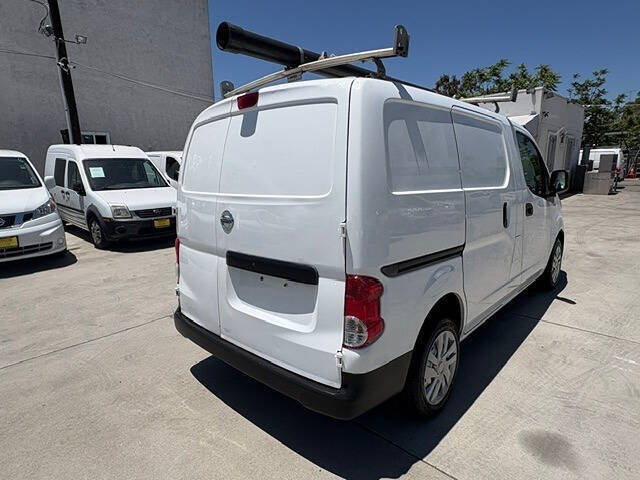 2014 Nissan NV200