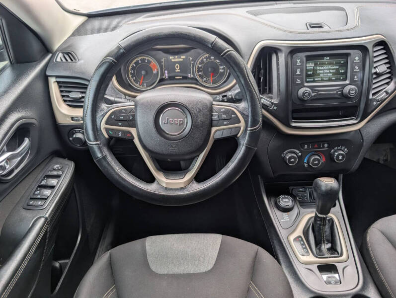 2017 Jeep Cherokee