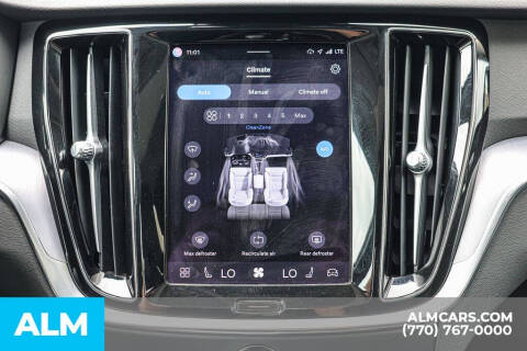 2024 Volvo S60 B5 Core Dark Theme