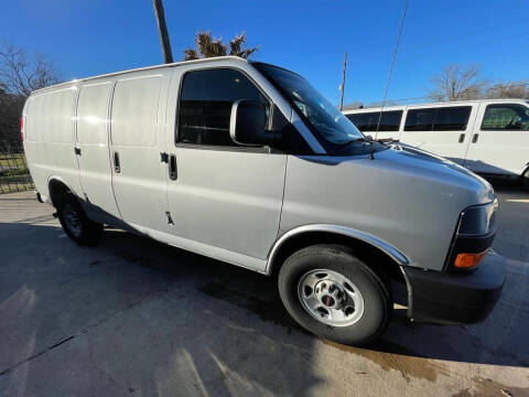 2018 GMC Savana 2500