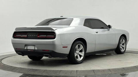 2021 Dodge Challenger SXT