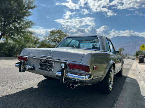 1969 Mercedes-Benz 280-Class