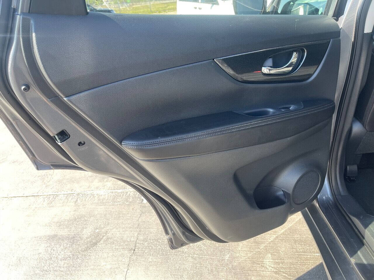 2016 Nissan Rogue  - $13,900