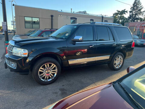 2010 Lincoln Navigator for sale at ISLAND MOTORS, INC. in Englewood CO