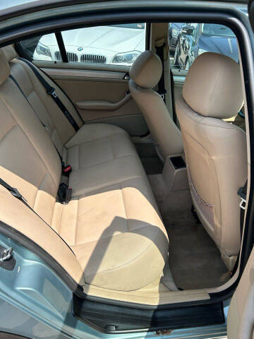 2003 BMW 3 Series 325i