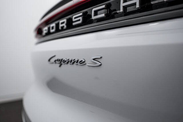 2025 Porsche Cayenne S