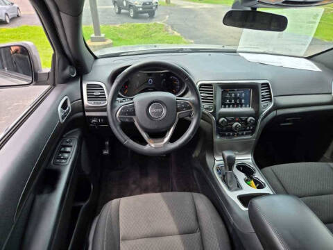 2018 Jeep Grand Cherokee Laredo E