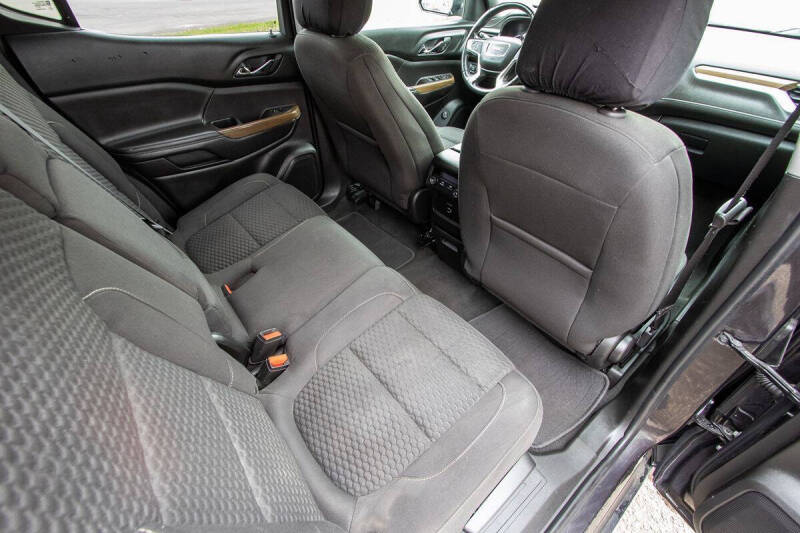 2018 GMC Acadia SLE-2