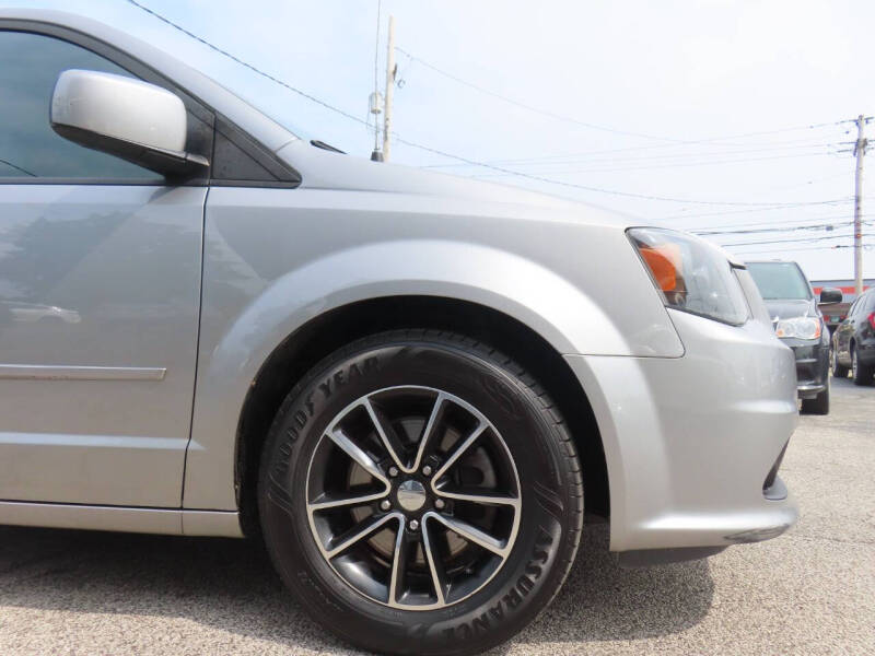 2016 Dodge Grand Caravan R/T