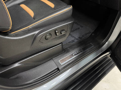 2023 GMC Yukon XL AT4