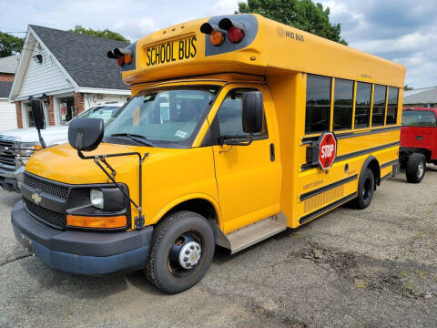 2010 Chevrolet 20 Passenger Bus for sale at Plum Auto Works Inc in Newburyport MA