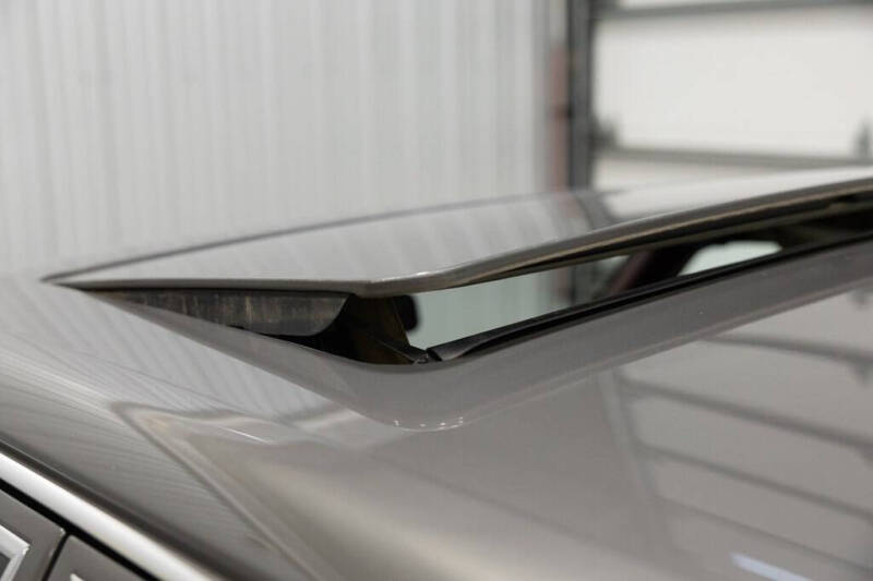 1988 Mercedes-Benz 560-Class 560 SEL