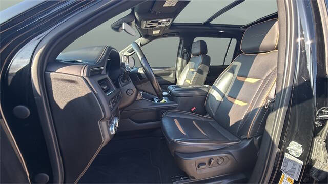 2023 GMC Yukon XL AT4