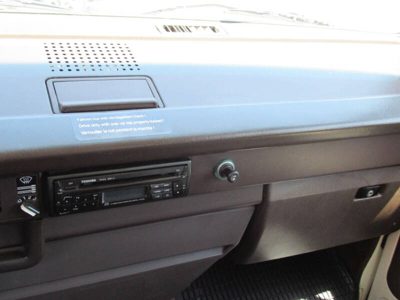 1982 Volkswagen Vanagon Camper