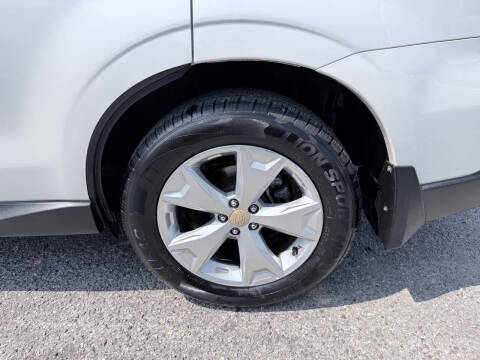2014 Subaru Forester 2.5i Touring