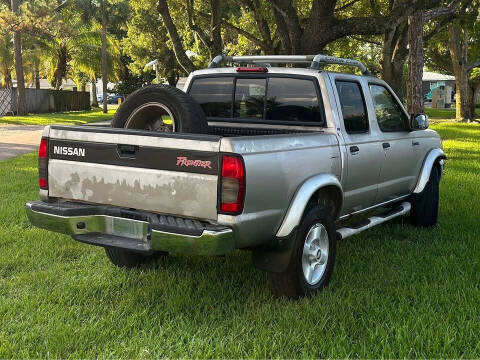 2000 Nissan Frontier SE