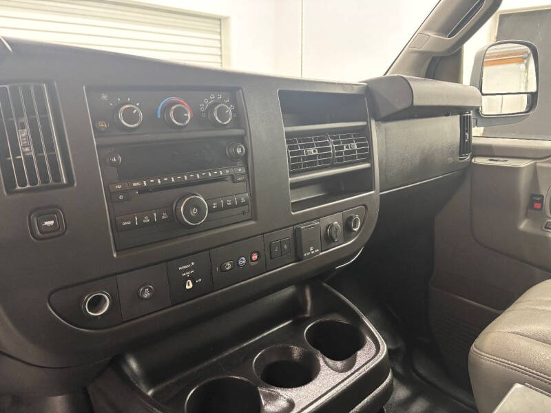 2020 Chevrolet Express 3500