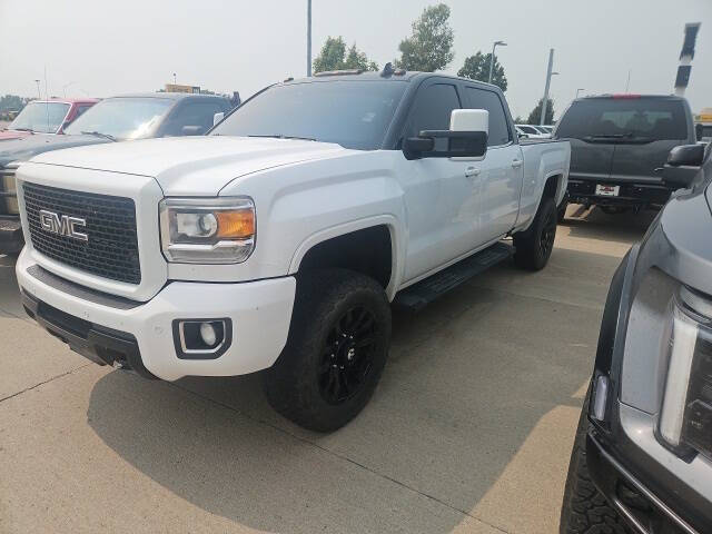 2016 GMC Sierra 2500HD Denali