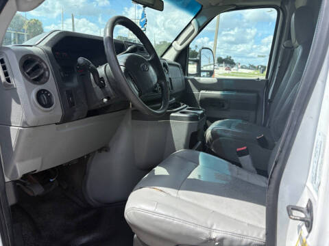 2009 Ford E-Series E-350 SD