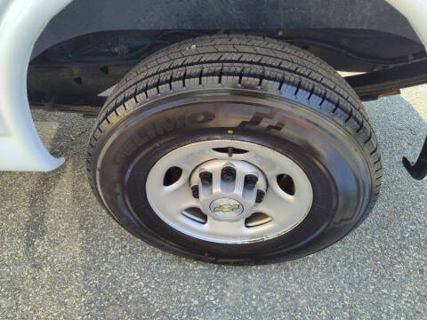 2021 Chevrolet Express 2500