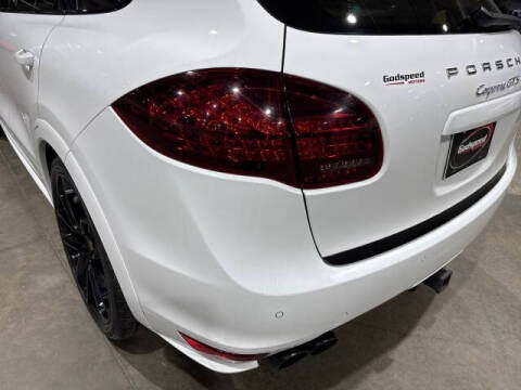 2013 Porsche Cayenne GTS