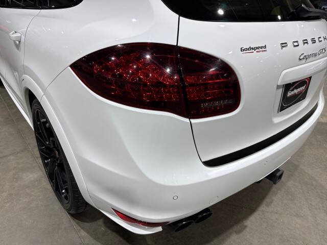 2013 Porsche Cayenne GTS