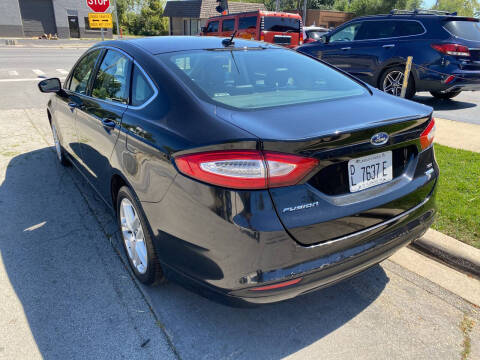 2013 Ford Fusion SE